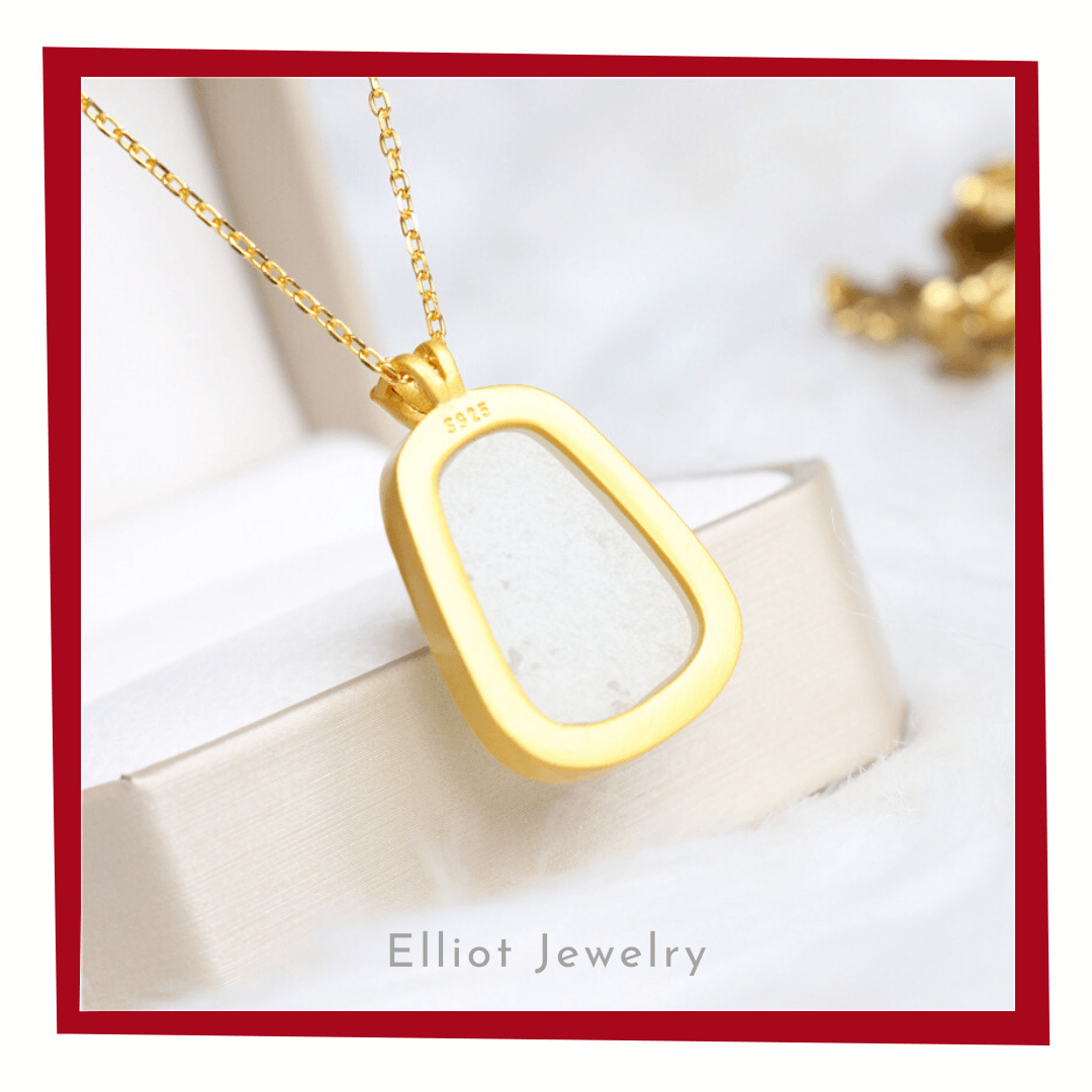 Jade Sliver Pendant | Elliot Jewelry